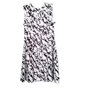 Women's Black & White Geometric Fit & Flare Midi Dress Round Crew Neck Size 10
